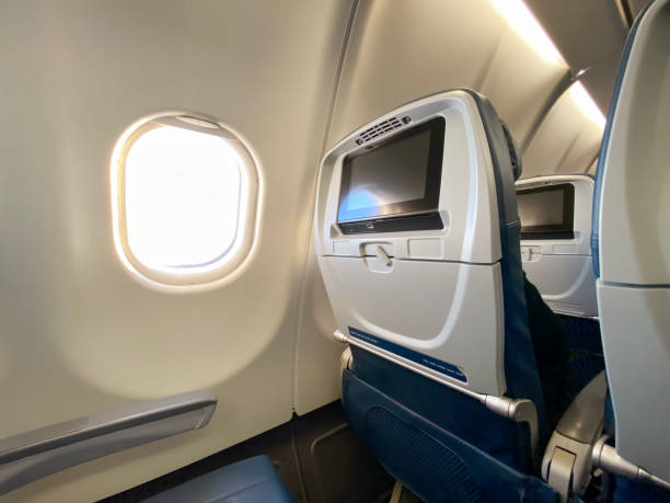 asiento de avión - mobilestock outdoors horizontal rear view fotografías e imágenes de stock