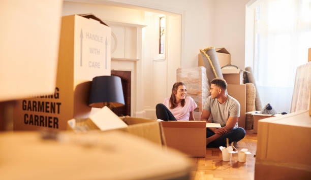 istock happy housemove couple 1268931328