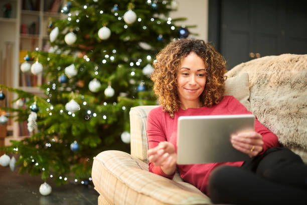 istock last minute christmas shopping 1268935003