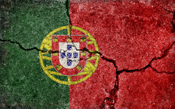 istock Grunge country flag illustration (cracked concrete background) / Portugal 1268953785