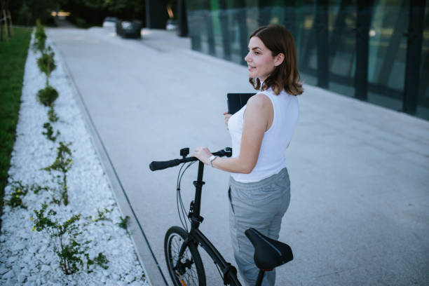 istock Businesswoman going to office by bicycle 1269039128