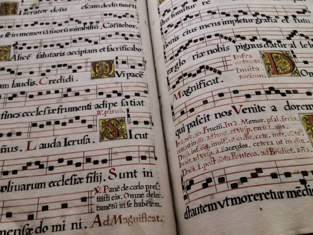 pagine musicali antiche - medieval music foto e immagini stock