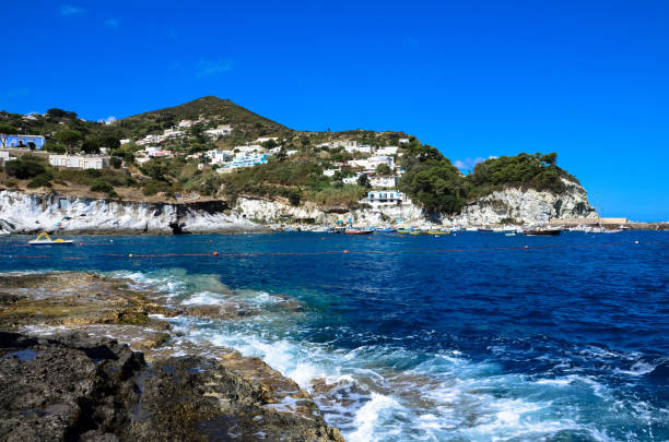 280+ Fotos, Bilder und lizenzfreie Bilder zu Pontinische Inseln Fotos