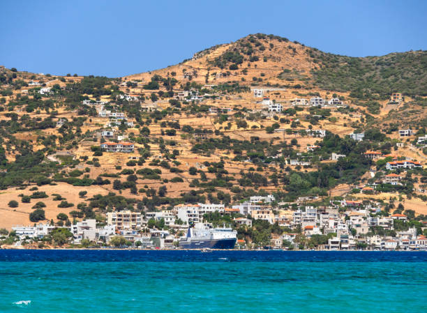 kuvapankkikuvat ja rojaltivapaat kuvat aiheesta näkymä egeanmerelle lähellä marmarin kaupunkia kreikan evian saarella kreikassa aurinkoisena päivänä - euboea