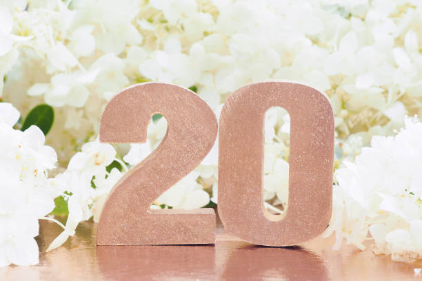 istock voluminous rose-gold number 