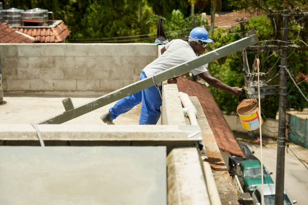 Getting the material from pulley hoist