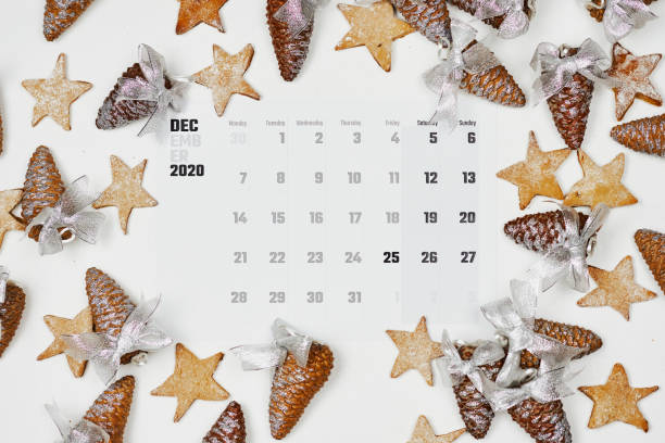 istock Simple December 2020 monthly calendar 1269543636