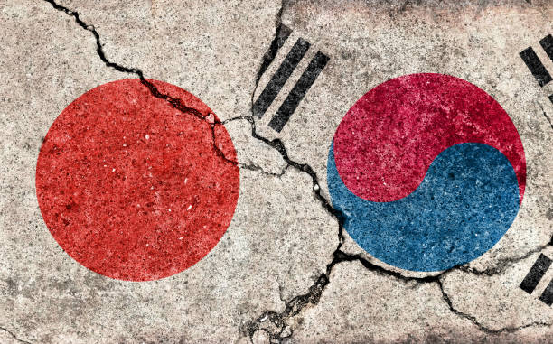 istock Grunge country flag illustration (cracked concrete background) / Japan vs South korea (Political or economic conflict) 1269631350