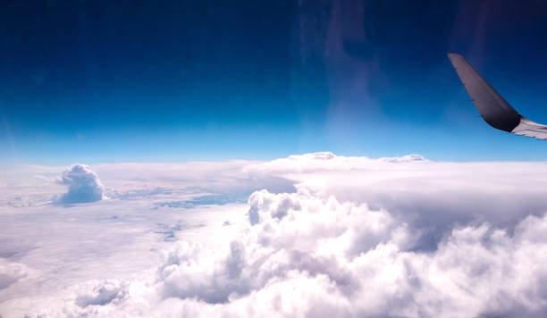 旅客ビュー空の旅 - airplane seat ストックフォトと画像