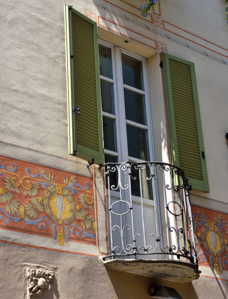 istock historic center of Como Italy 1269700624