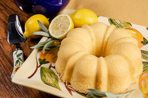 Dessert: Pound Cake: Classic Southern Lemon Pound Cake