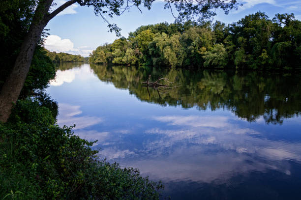 istock River and sky near Rome Georgia 1269764392