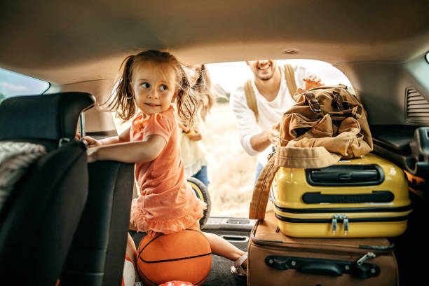 divertetevi - car family picnic vacations foto e immagini stock
