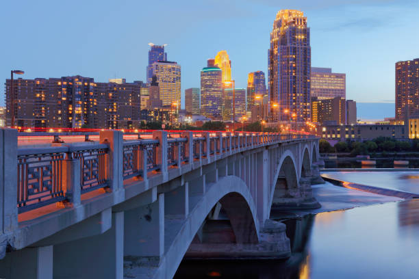 istock Central Avenue Bridge + Minneapolis Skyline 1269868063
