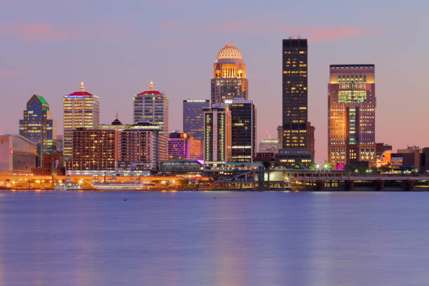 istock Louisville Skyline - Kentucky 1269875036