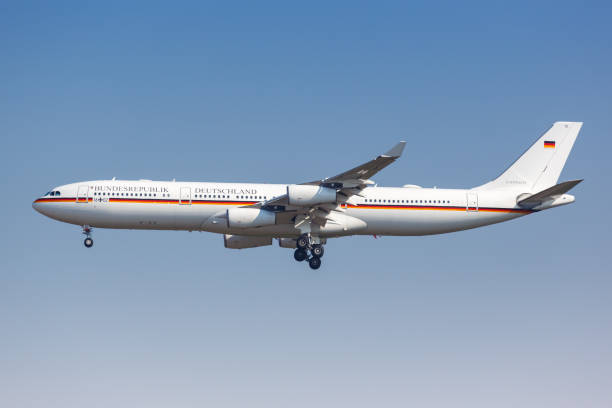 Flight readiness of the Federal Republic of Germany Air Force Airbus A340-300 airplane Leipzig Halle Airport in Germany Leipzig, Germany - August 19, 2020: Flight readiness of the Federal Republic of Germany Air Force Airbus A340-300 airplane at Leipzig Halle Airport in Germany. 11189 stock pictures, royalty-free photos & images