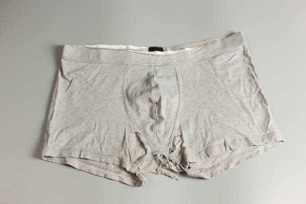 sous-vêtements pour hommes obsolètes - slip masculin photos et images de collection