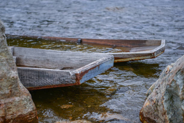 old boat at the lake