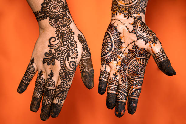 istock Human hand decorated with henna tattoo 1269932183