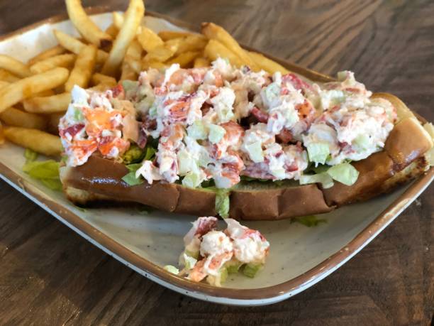 istock Over Filled Traditional New England Lobster Roll 1269950492