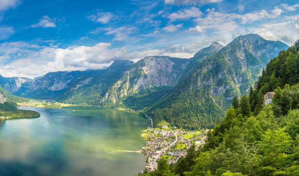 istock Panoramic view of Hallstatt, Austria 1269962358