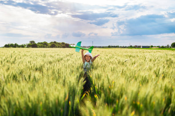 istock Look at me, I'm an airplane! 1270016220