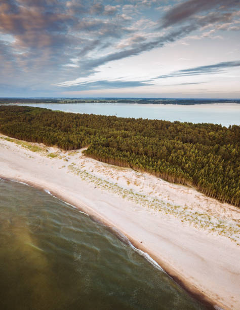 istock Beach in Uniescie and Lake Jamno 1270016687