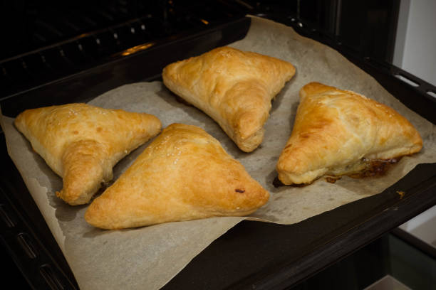 istock The samosa. Traditional Oriental dish with meat. 1270029028