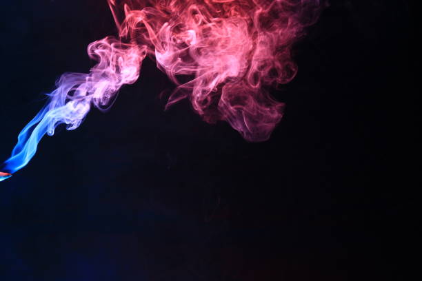 色を持つ抽象的な煙のパターン - wispy smoke steam swirl ストックフォトと画像