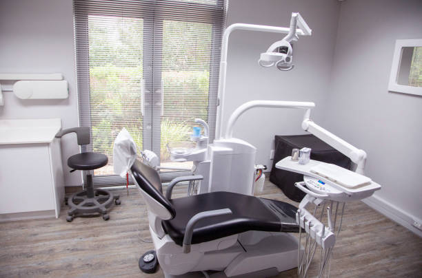istock Dentist's chair with no people. 1270235706