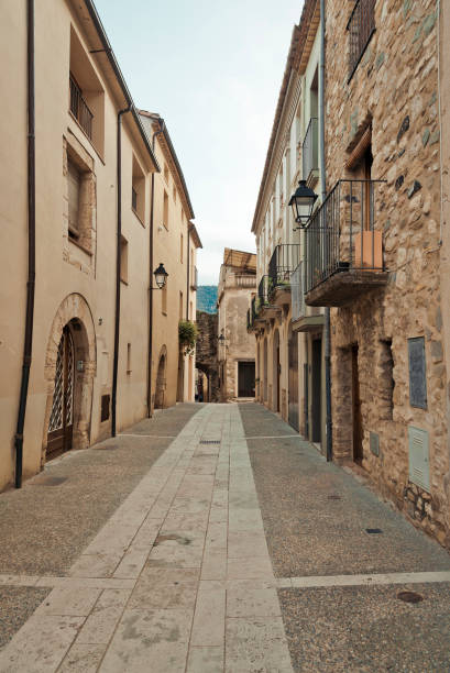 istock Old catalan town Besalu 1270244043