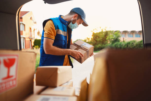 istock Stopping off for another delivery 1270244960