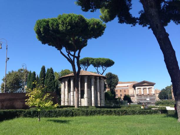 istock Temple of Hercules Victor 1270298430