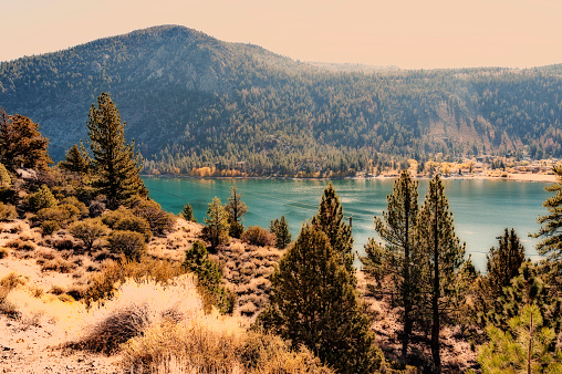 In the Mammoth Lakes recreation area there are other lakes and smaller communities, this is June Lake the Lake and the community with the same name is a complete recreation area. This area is located in Central California in the Eastern Sierra Nevada Mountains.
