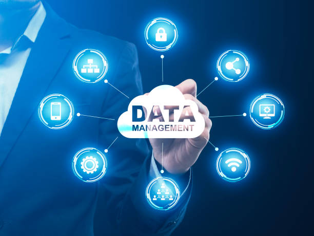 istock Businessman Choosing Data Management Storage Cloud On Virtual Screen With Business Infographic 1270392543