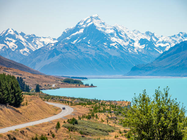 Mt Cook with Lake Pukaki was shot from Peter's Lookout. Lake Pukaki  in New Zealand. mt cook photos stock pictures, royalty-free photos & images