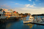 south-beach-bei-sunrise-hilton-head-sc.jpg?b=1&s=170x170&k=20&c=oBowcTBbwshlDb1ty-6TlKR05hOhhRst6bxar4ZwGp4=