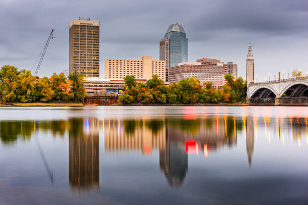 istock Springfield, Massachusetts, USA Skyline 1270436100