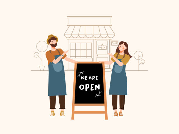 ilustraciones, imágenes clip art, dibujos animados e iconos de stock de alegres propietarios de pequeñas empresas de pie acogedor con estamos abiertos escrito en una pizarra frente a un restaurante o la cafetería ilustración - open sign