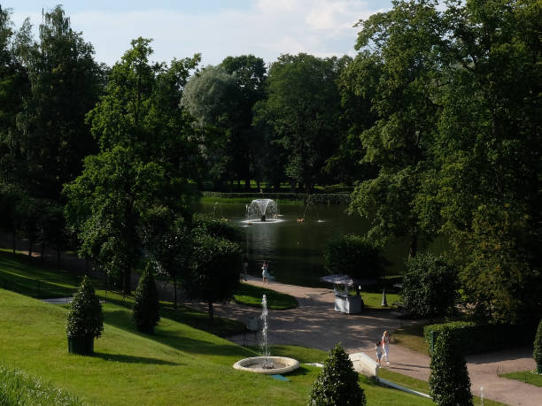 istock The lower park in Peterhof, Russia, lake between trees 1270554460