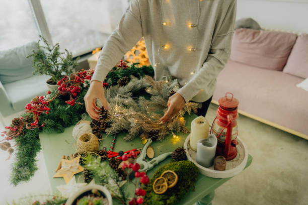 istock Making my Christmas wreath 1270560666