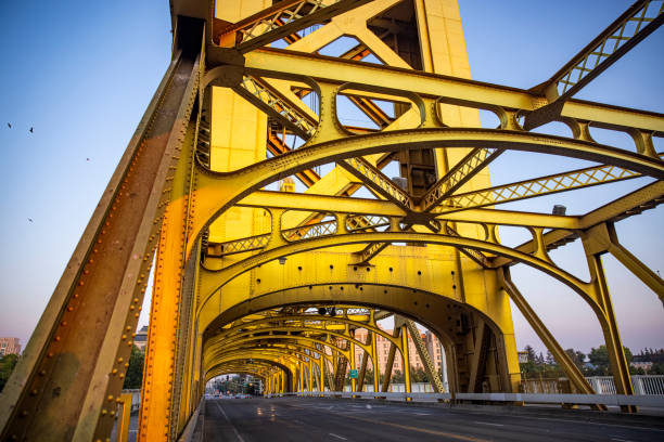 istock Sacramento Tower Bridge at twilight 1270577175