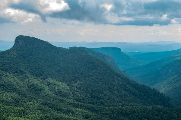 istock Hawksbill Mountain and Linville Gorge 1270606066