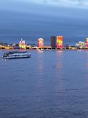 china-am-ufer-des-amur-flusses.jpg?b=1&s=170x170&k=20&c=MqZmvDLP6USfi4G5me3407ERHbxqAGDLfh2uoFvsw3o=
