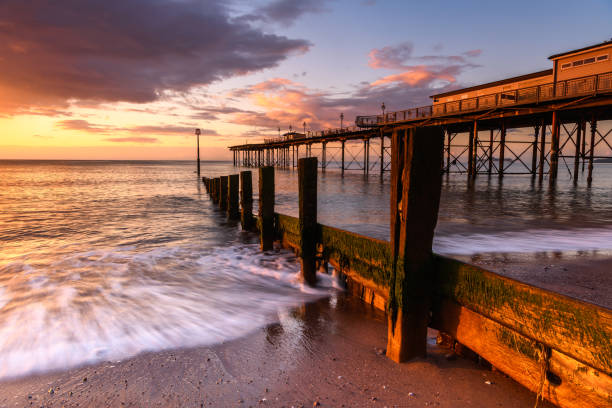 istock Teignmouth Pier at sunrise 1270736874