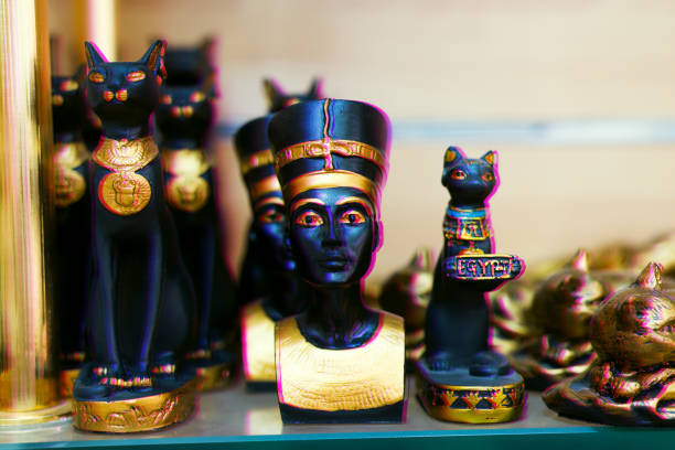 Wooden cat decorative ornament
