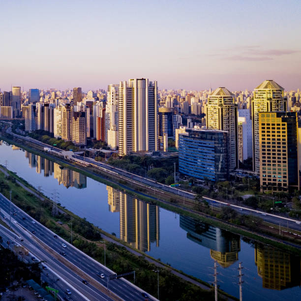 istock Marginal Pinheiros Sao Paulo 1270847762