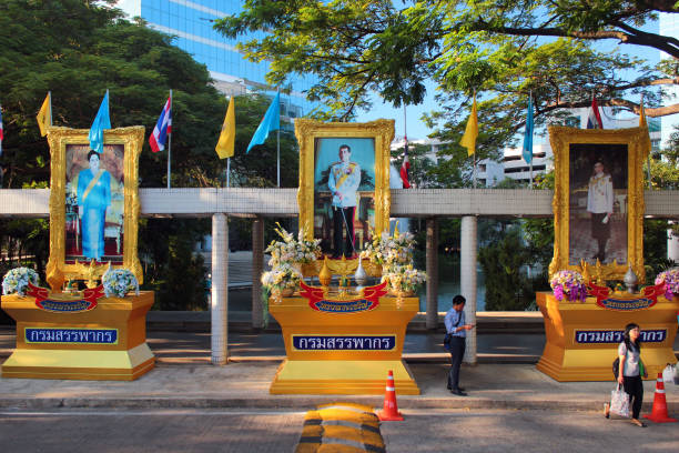 Portraits of Maha Vajiralongkorn, the King of Thailand and the royal family in front of the Ministry of Finance in Bangkok. Bangkok, Thailand - November 29, 2019: Portraits of Maha Vajiralongkorn, the King of Thailand and the royal family in front of the Ministry of Finance in Bangkok. thailand king stock pictures, royalty-free photos & images