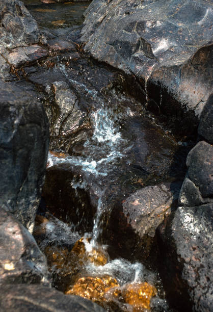 johnson's shut-ins sp - água correndo - 1999 - slide rock state park - fotografias e filmes do acervo