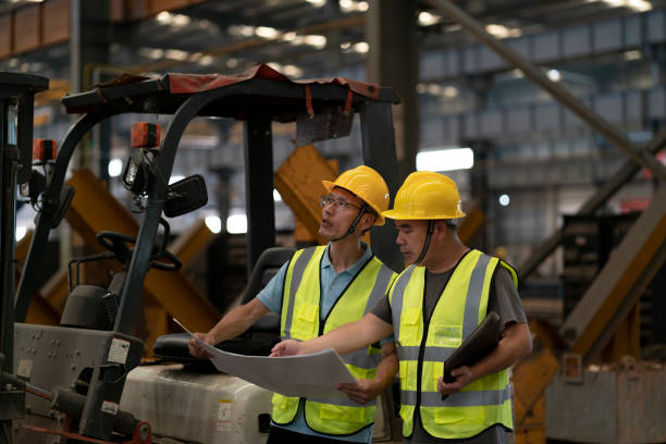 istock Two Asian male engineers working together 1270892864